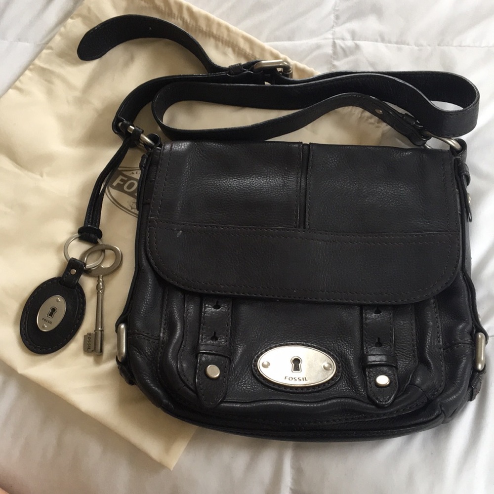 Black Leather Fossil Crosssbody